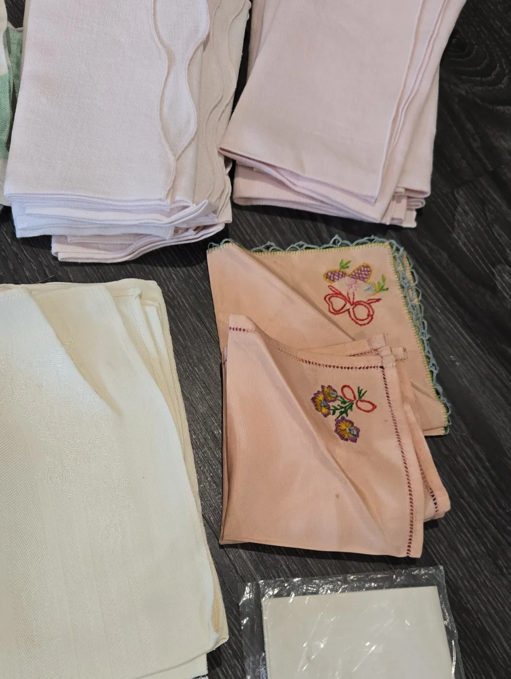 Over 100 Assorted Vintage Cloth Napkins & Handkerchiefs - Pastel Mix